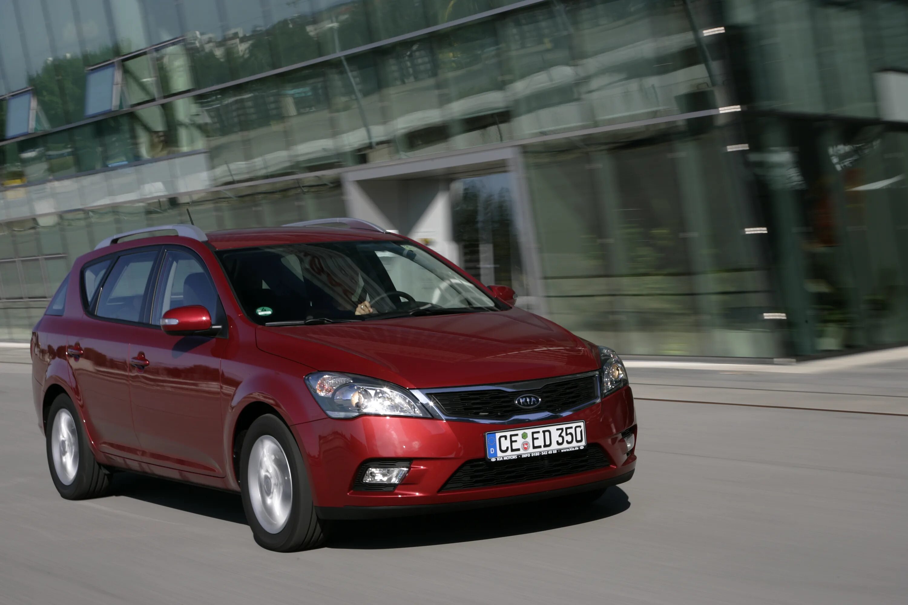 Kia Ceed SW 2009. Kia Ceed 2010 универсал. Kia Ceed Рестайлинг 2010 универсал. Кия сид универсал 2010