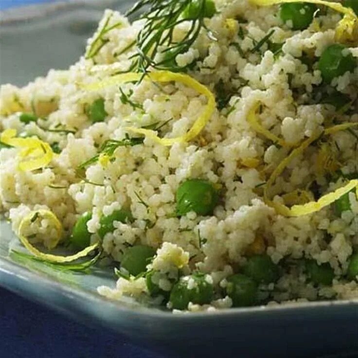 Кус кус черно зеленый. Кус кус со специями. Мятный кус кус. Каша кус кус. Мелкая желтая крупа кус кус.