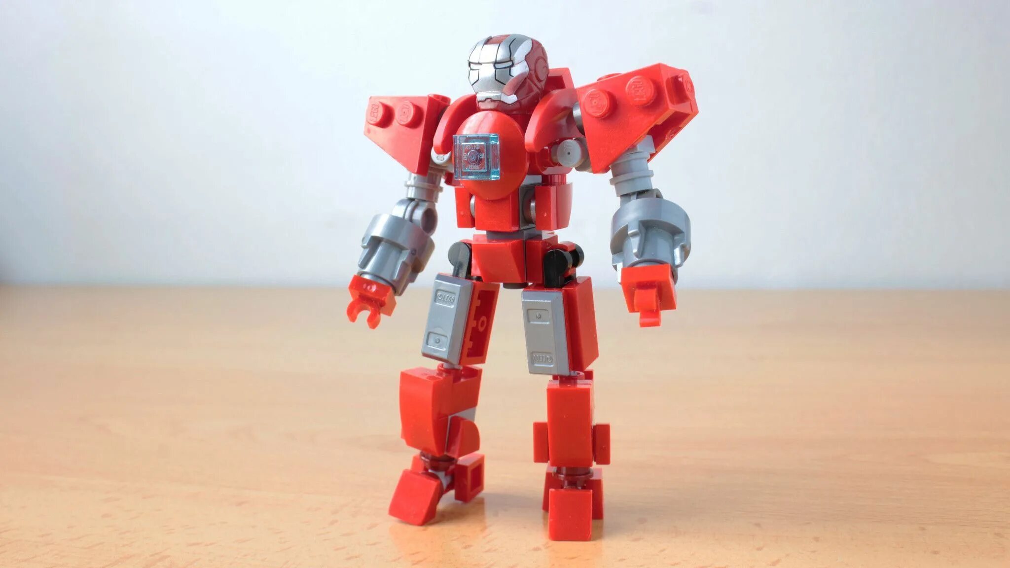 Человек из лего самоделки IRONMAN Lego creative, Lego projects, Lego pictures