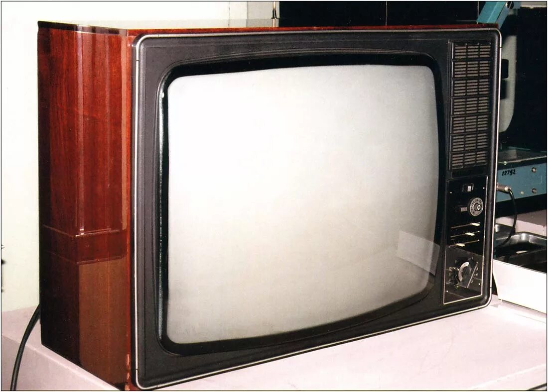 Телевизор 70 годов. Телевизор Фотон 225. Телевизор Фотон ц 381 д. Фотон 714. Цветной телевизор Фотон 225 ламповый.
