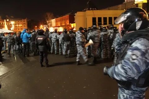 Песня встреча на манежной