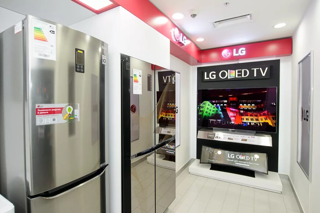 Lg москва. Магазин лджи. Магазин lg ангрен. Lg магазин в москве. Магазин бытовой техники lg.