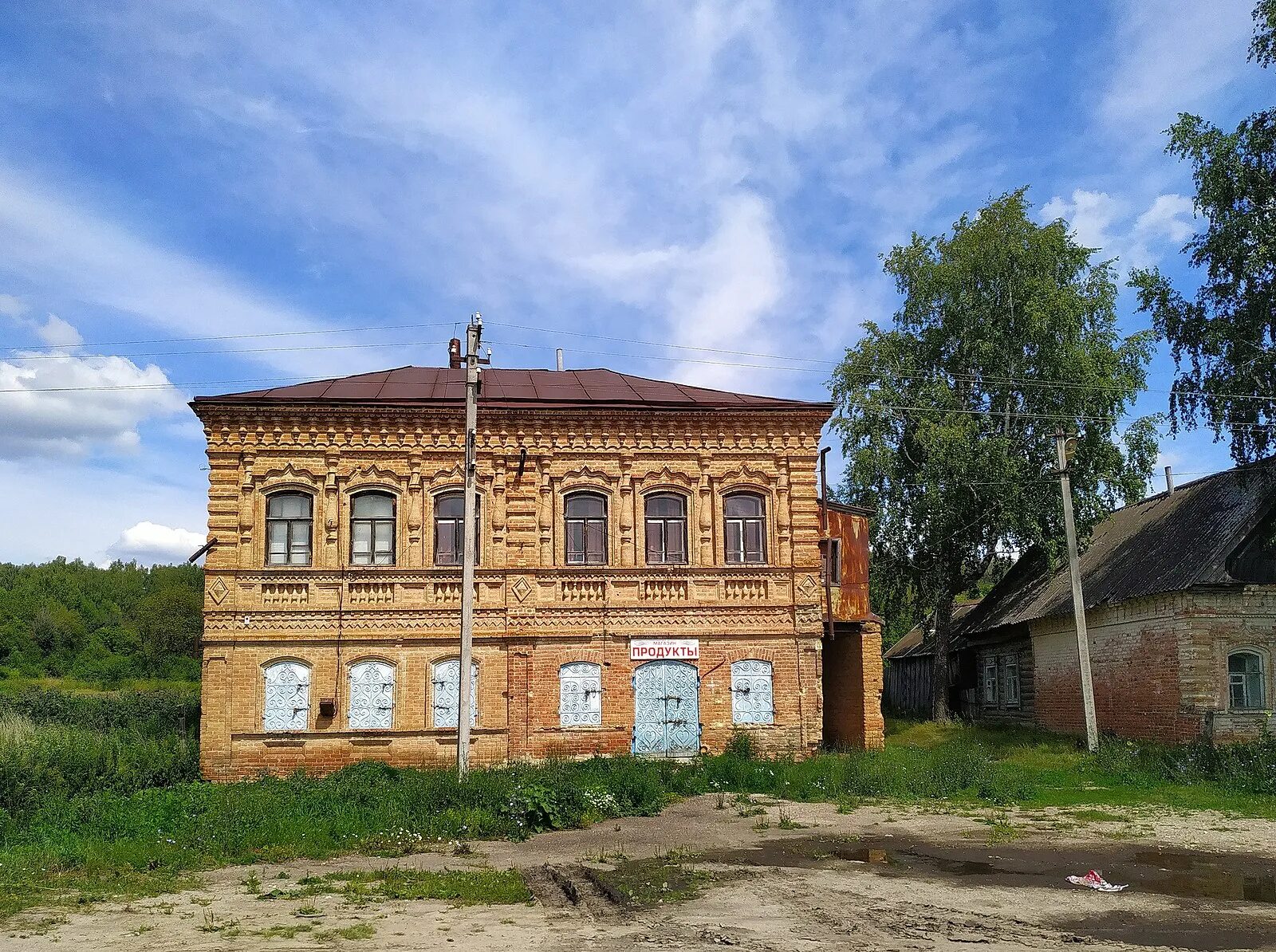 Деревня студенец. Студенец (Сурский район). Село Студенец Ульяновская область Сурский район. Село Студенец Пензенская область. Дом с Студенец Сурский район Ульяновская обл.