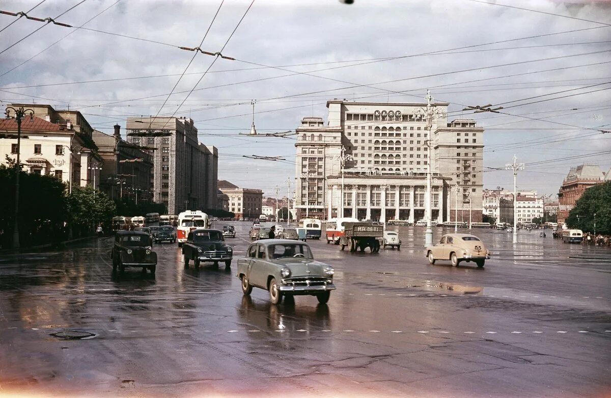 Улица горького в москве в 70-80е. В москве s 60. Москва 60е. Сталинские высотки мгу. В москве s 60.
