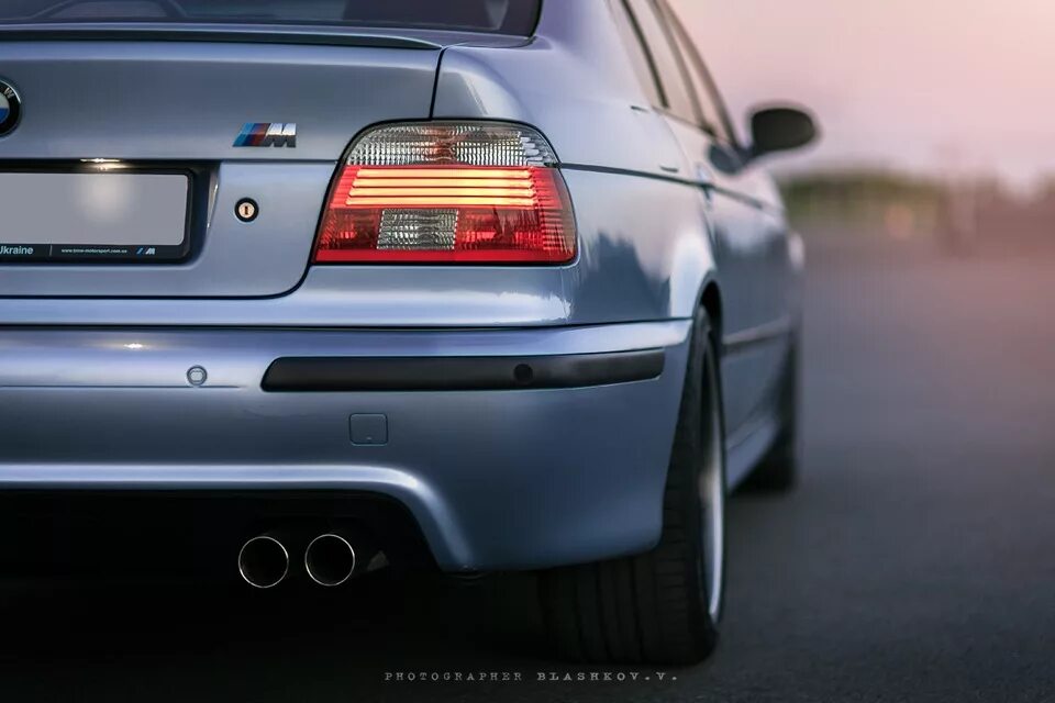 БМВ м5 е39. BMW m5 e39 дорестайлинг. БМВ м5 е39 зад. Свет е34