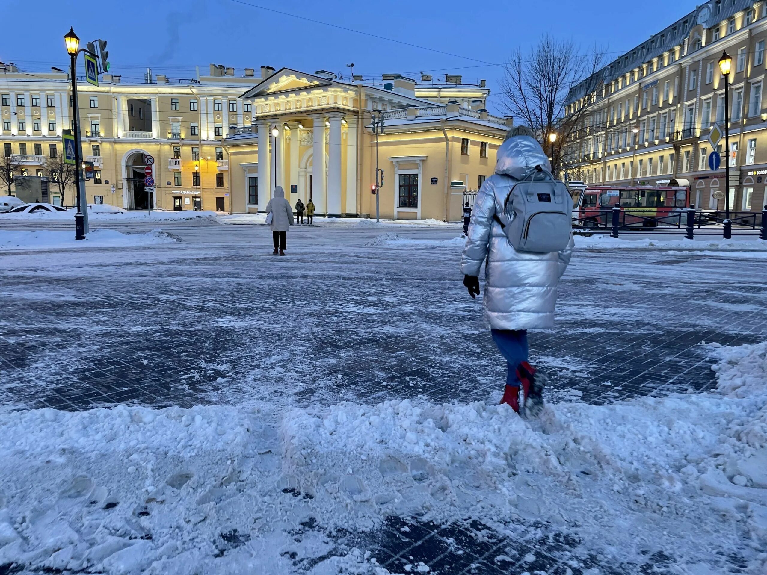 санкт-петербург снег. люди в петербурге зимой. холодно ли в питере. холодно ли в питере. холодно ли в питере.