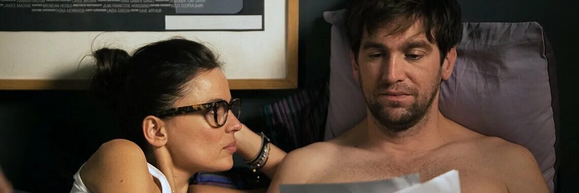 кадр из фильма. свинг фильм 2015. O sexuelles verlangen фильм 2017. ночевка фильм 2011. свингерство в фильмах.