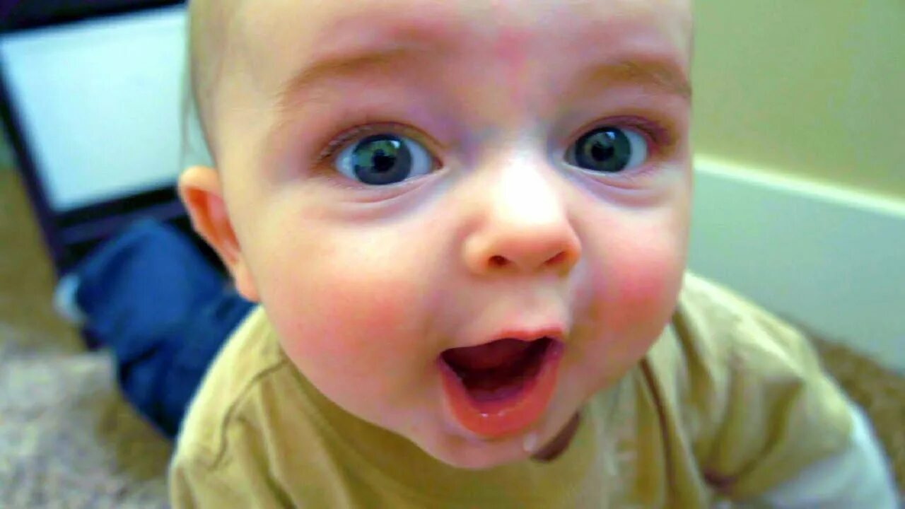 Видео про детей для детей. Дети смеются видео смешное. Best videos baby. Детские видео для малышей. Видео для детей.