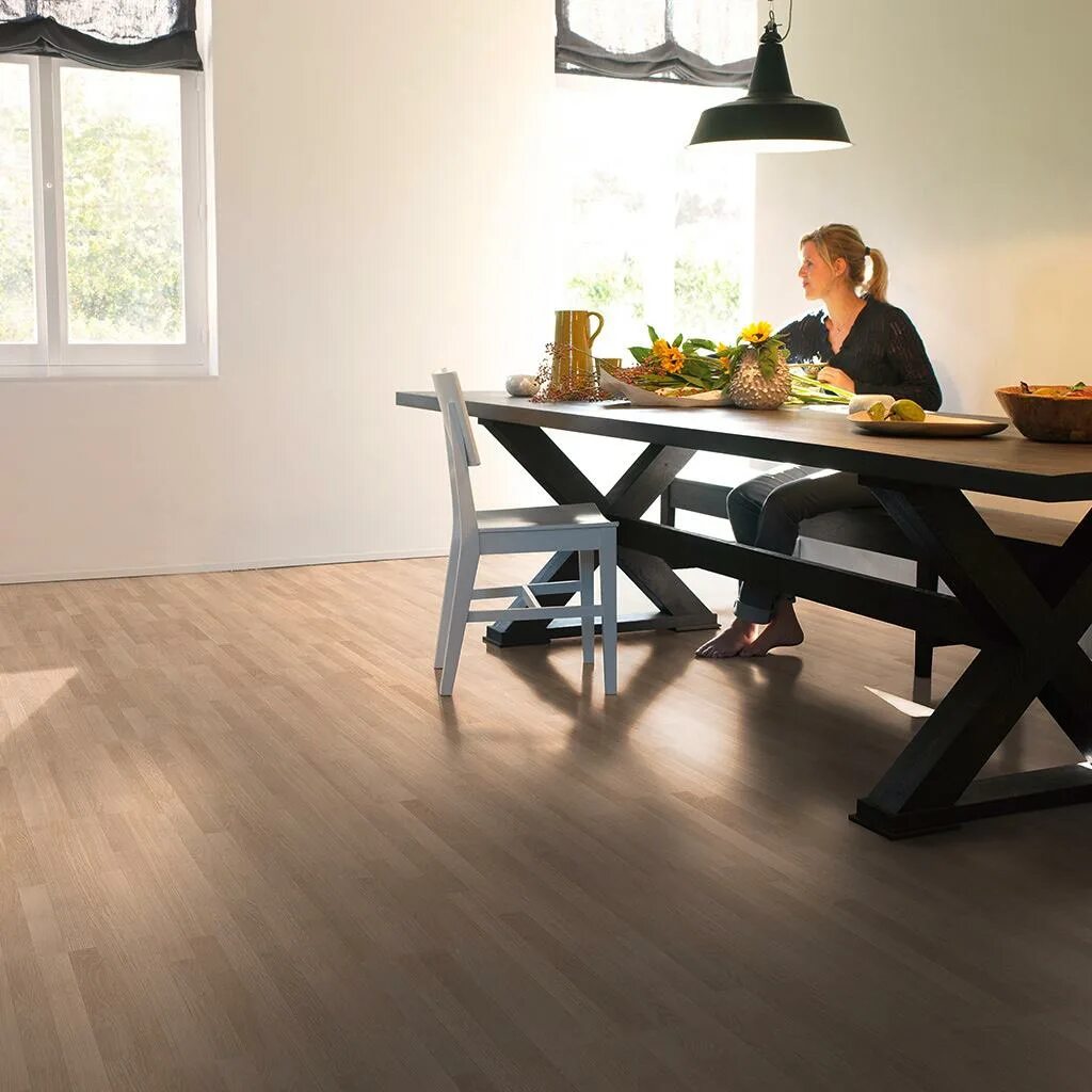 Ламинат Clix Floor Plus. Ламинат quick Step perspective. Ламинат Квик степ дуб. Ламинат quick Step коллекция perspective 4. Купить ламинат серый дуб