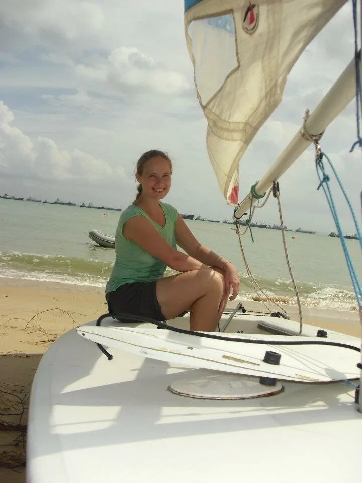 кряхтели. кряхтеть это. смешные новые слова. мопсы приколы с надписями. пришла домой пьяная.