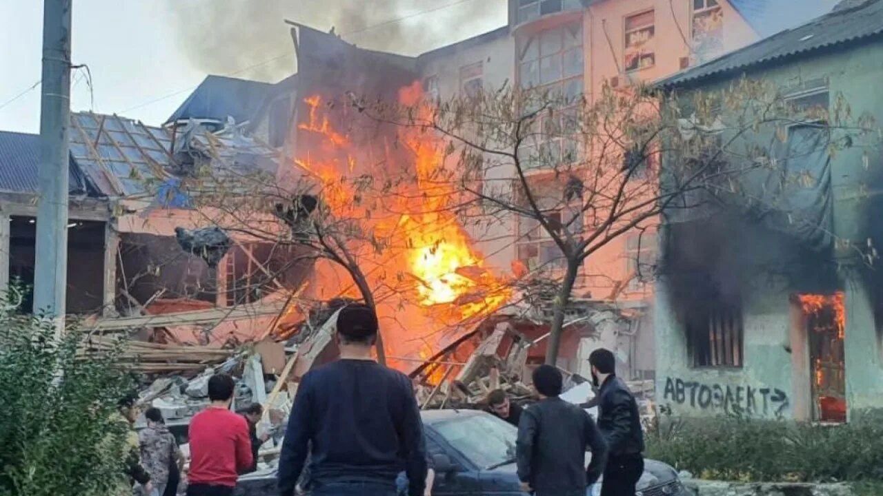 Что это было в махачкале. Взорвался дом в нукусе. абдоб рандомный день в махачкале.