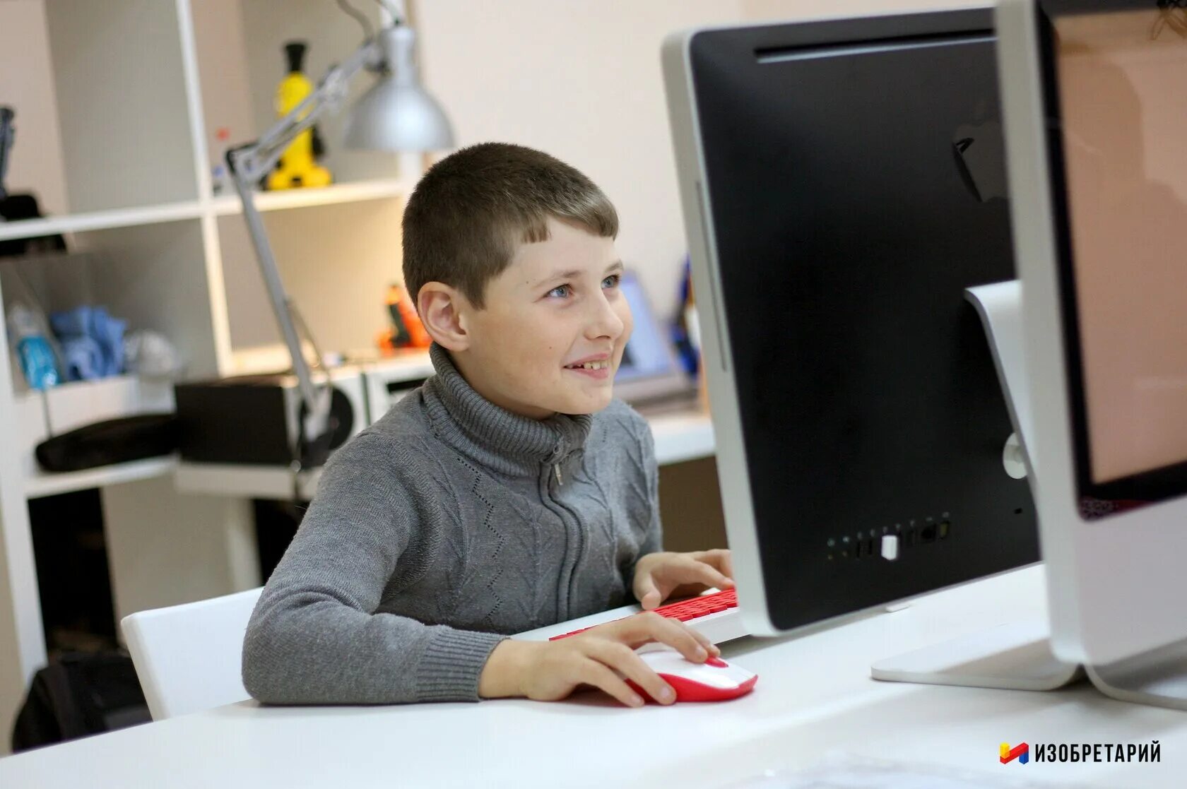 идеи для бизнеса для ребенка 11 л. подросток с деньгами. подросток подрабатывает. где найти работу школьнику. подросток с деньгами.