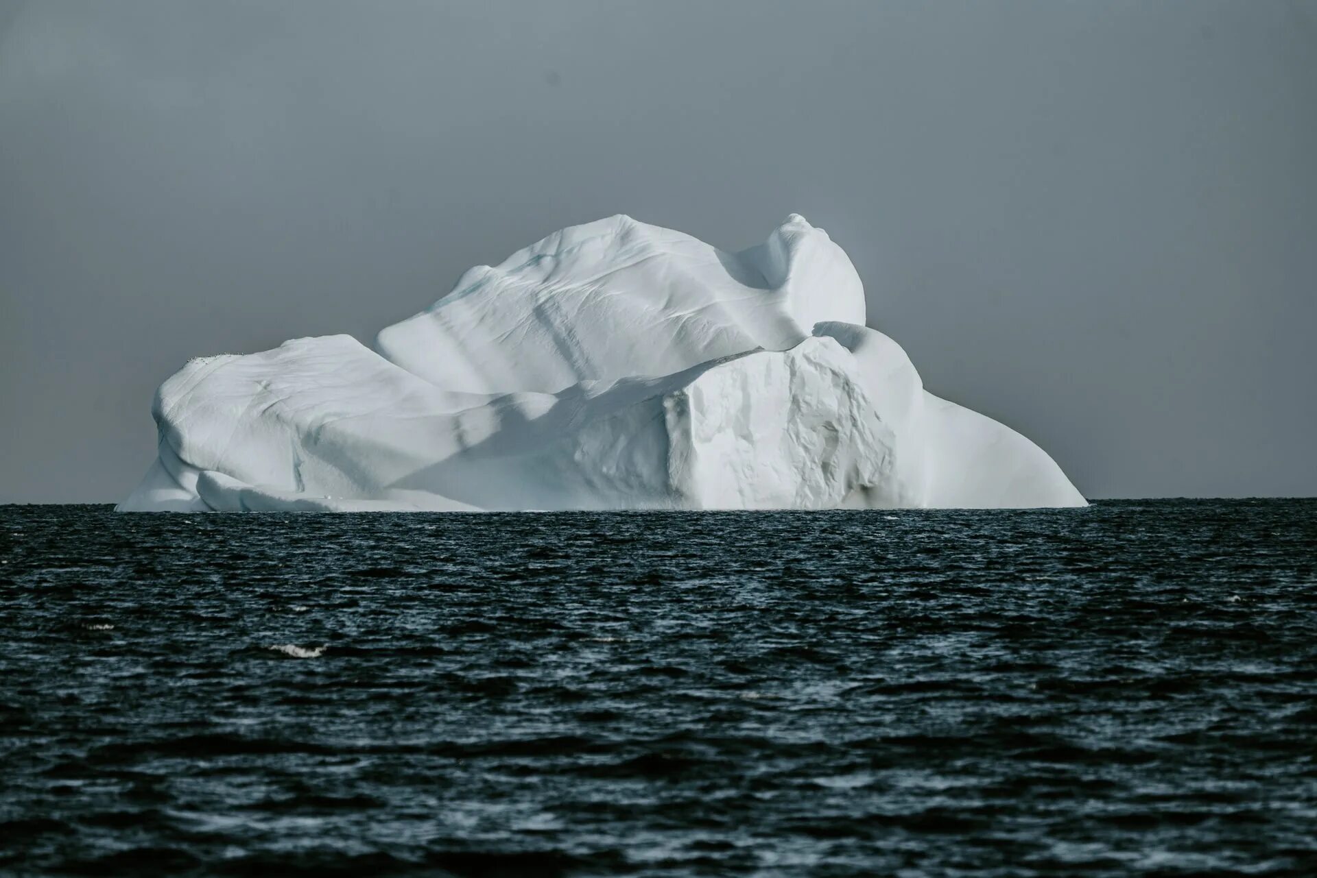 Ледовитый океан Айсберг. Айсберги Антарктиды. Айсберги Северного Ледовитого океана. Северный Ледовитый океан и Антарктида. Ветер северного ледовитого океана