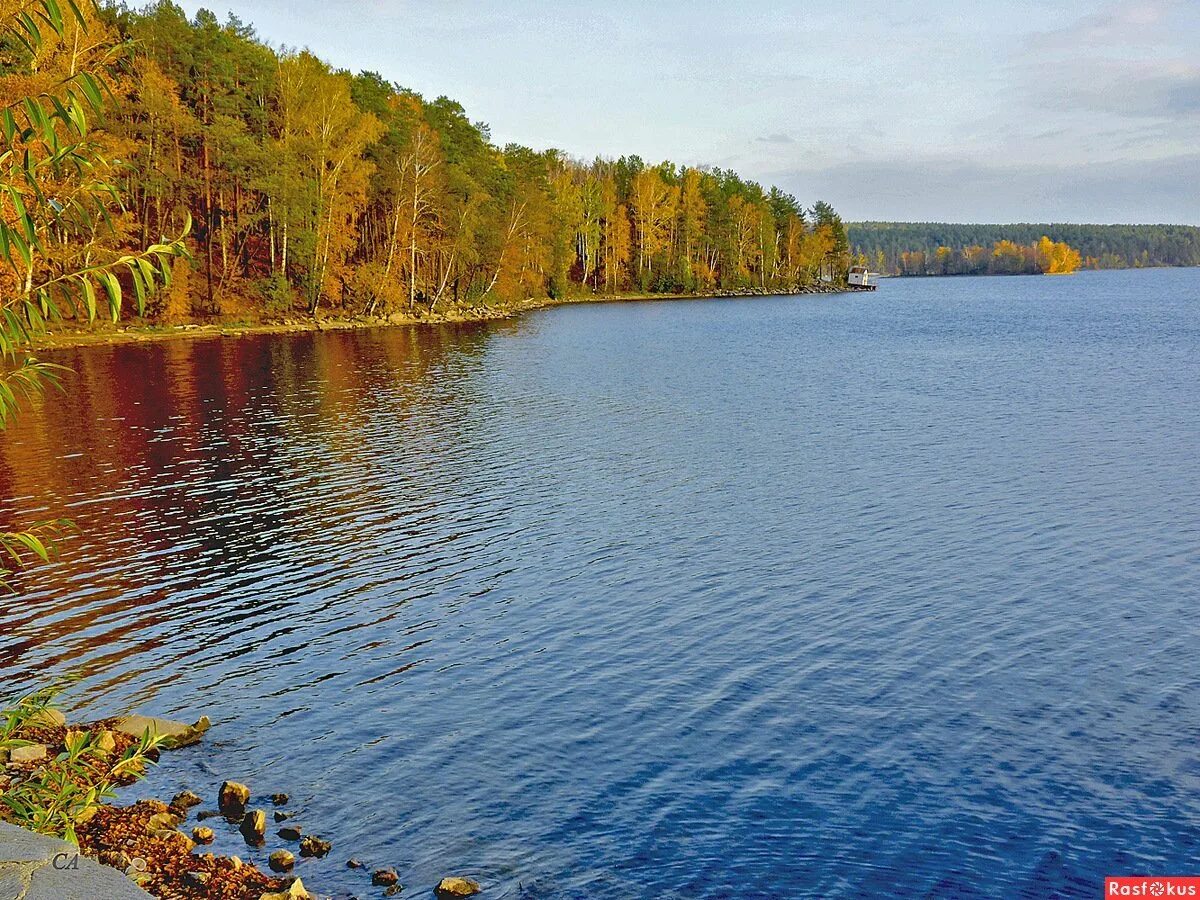 Озеро чебаркуль челябинская. Озеро большой Кисегач. Озеро Кисегач Чебаркуль. Ильменский заповедник озеро большой Кисегач. Кисегач озеро Миасс.