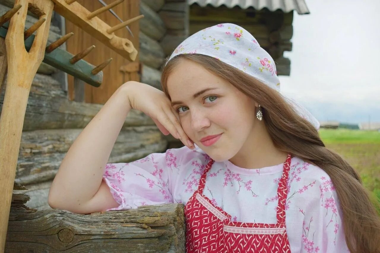 Милашки село. Деревенские женщины. Красивые русские девушки. Красавицы из глубинки. Красивые женщины в деревне.