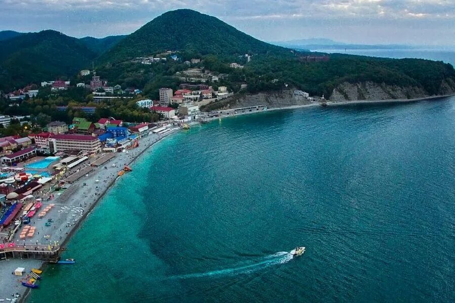 Сайты курортов краснодарского. Парк Галицино Краснодарский край. Турпоток в Краснодарский край. Курорты Краснодарского края фото. Курорт в Краснодарском крае Рона.