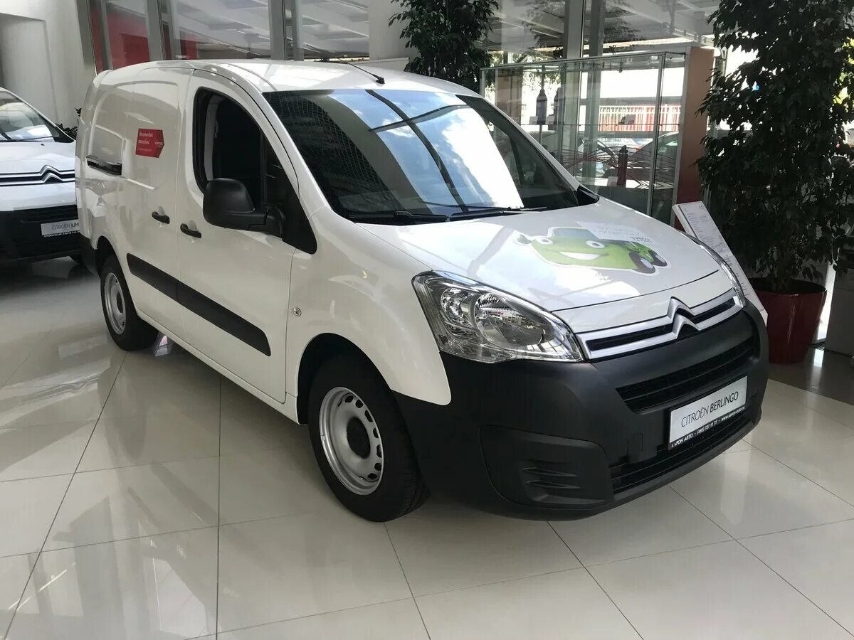 Ситроен Берлинго белый 2018. Новый Ситроен Берлинго. Citroen Berlingo ( цельнометаллический фургон). Новый Ситроен Берлинго белый. Купить берлинго дизель