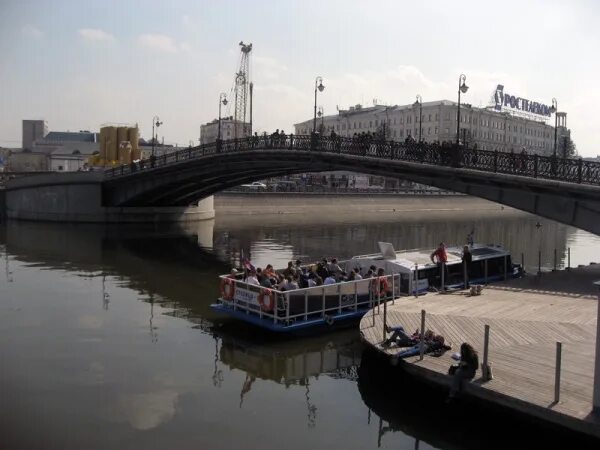 Река мзымта мост. Часовой мост. «мост через горную реку» художник ши тао. Люцерн набережная. Часы с механизмом.