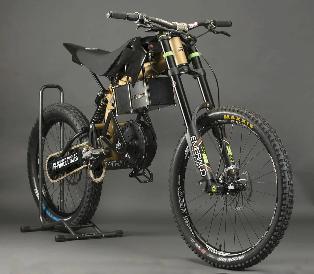 HPC Typhoon Pro e-Bike. Электровелосипед Dirt Bike. Электровелосипед кроссовый эндуро. Электровелосипед фэт-байк, чоппер. Горный электровелосипед купить