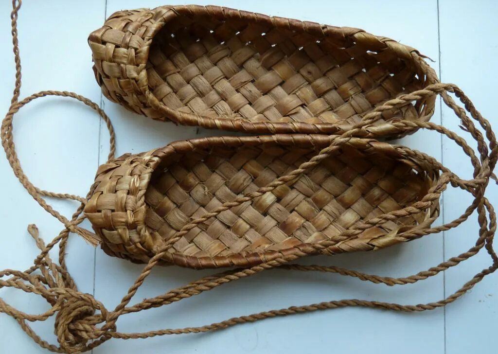 Завязка лаптя сканворд 5. Лапти поделка с детьми. Завязка лаптя сканворд 5. Завязка лаптя сканворд 5. Съедобные лапти.