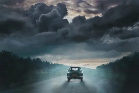Но в дороге они попадают