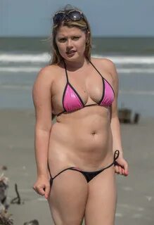 2445521-0. Клуб "Любители девушек (только фото)". 