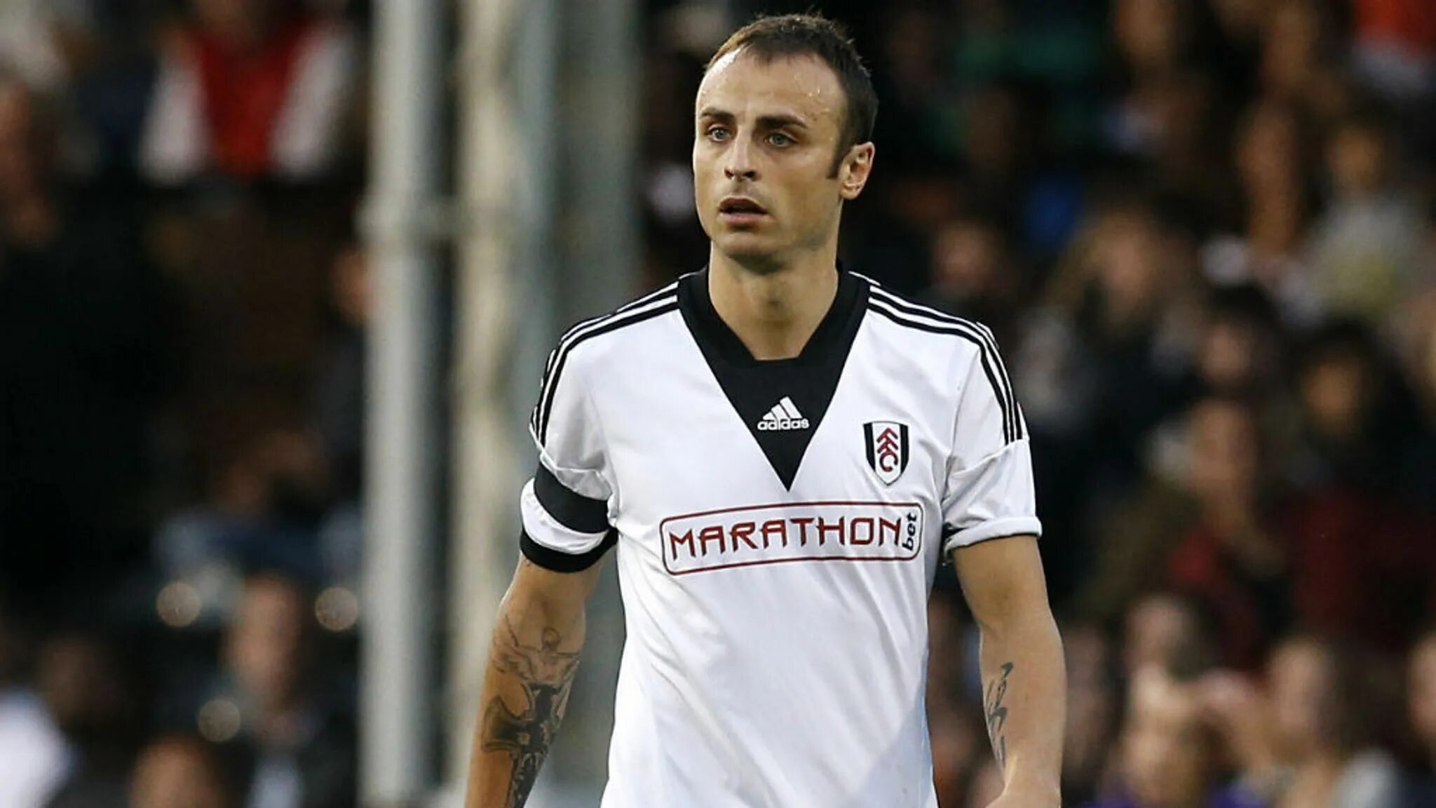 Dimitar Berbatov Fulham. Бербатов Фулхэм. Бербатов футболист ПАОК. Футболист Бербатов Фулхэм.