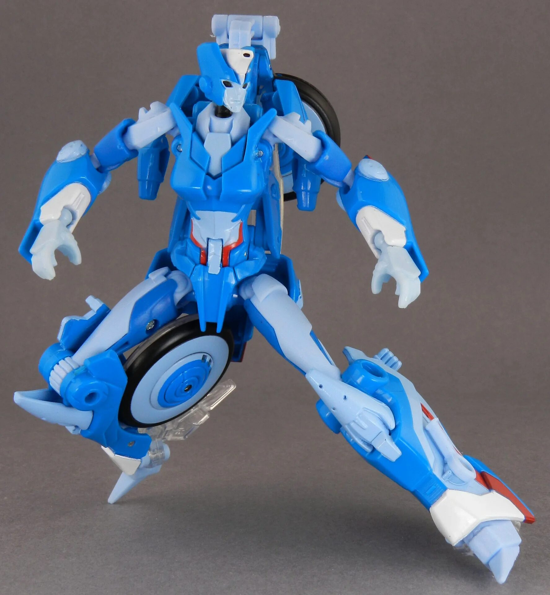 Хромия трансформер. Transformers generations chromia. хромия трансформер игрушка. chromia персонаж.