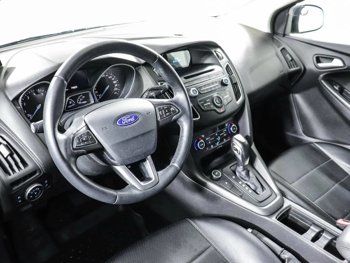 Ford focus 3 1. 6. Ford focus 3 1. 6 2018 года. с.