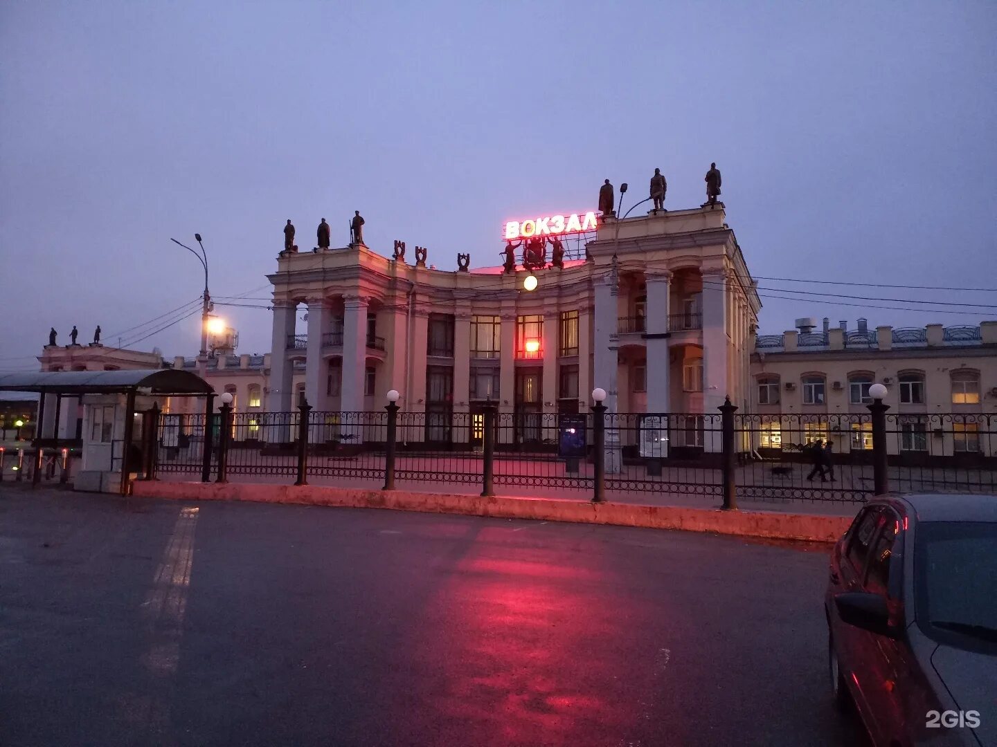 Воронеж-1 ж/д вокзал. Воронеж вокзал Воронеж 1. Воронеж-1, Воронеж, площадь Генерала Черняховского, 1. Вокзал Воронеж 2.