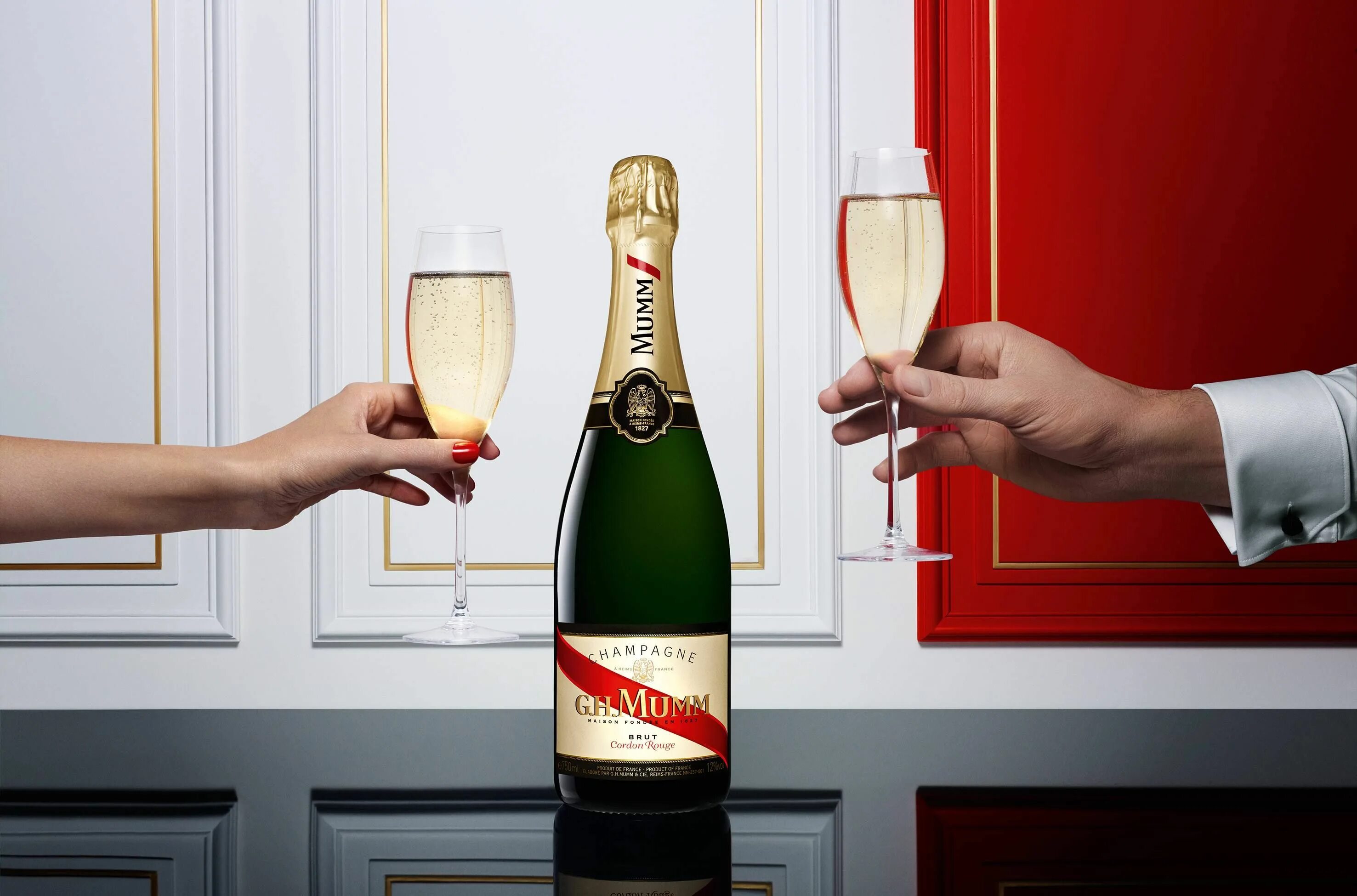 Videos champagne. Шампанское Мумм. Mumm cordon rouge. Mumm Grand cordon. Шампанское GM Mumm.