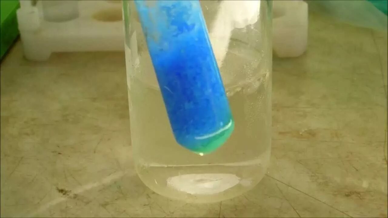 Синий раствор при взаимодействии гидроксида меди. Глицинат сульфат меди. Глицерат натрия + сульфат меди. Глицерат меди 2 цвет. Глицерат меди раствор.