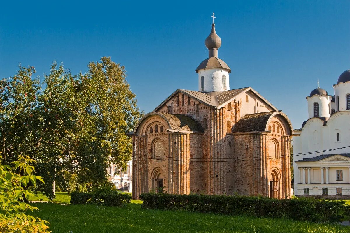 Церковь Параскевы пятницы Великий Новгород. Древняя Церковь Великий Новгород. Церковь Великий Новгород 13 век. Церкви древней Руси в Новгороде. Сайт церквей новгорода