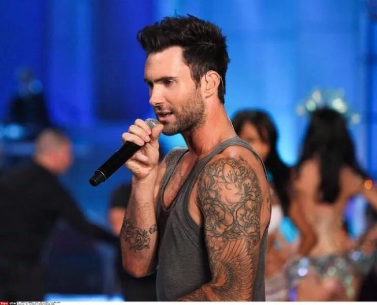 адам левин 2020. мужчина солист. Maroon 5 солист. Maroon 5 вокалист. мужчина солист.