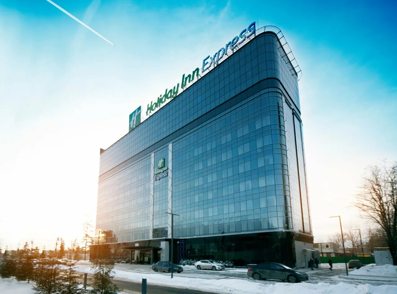 Международное шоссе 1. Гостиница Шереметьево Holiday Inn. Отель Holiday Inn Express аэропорт Шереметьево. Холидей экспресс Шереметьево гостиница. Гостиница Шереметьево аэропорт Москва.