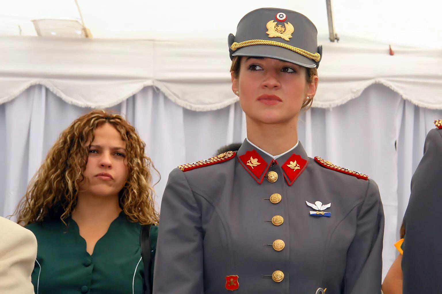Армия Чили униформа 2021. Военная форма. Чилийская Военная форма. Красивый офицер. Видеть себя в военной форме