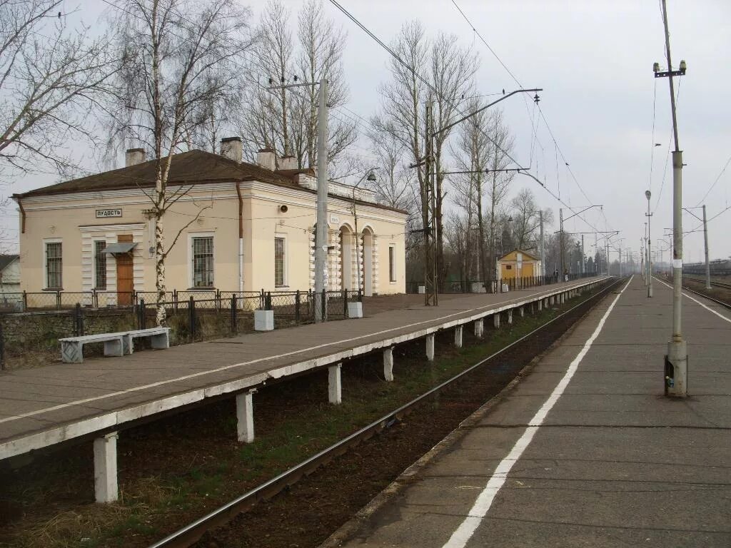 Гатчина балтийская тайцы. ЖД станция Пудость. Станция Пудость Гатчинский район. Посёлок Пудость Гатчинский район. Тайцы Ленинградская область у станции.