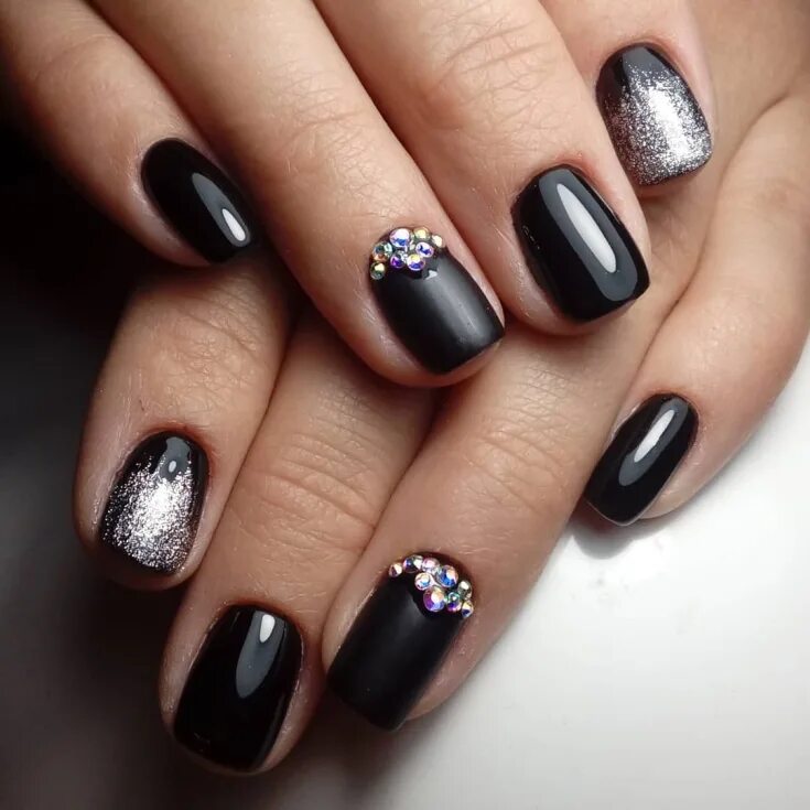 Черные ногти. Ногти 2023 темные. Ногти темные. Красивый черный маникюр. Ногти 2023 темные.