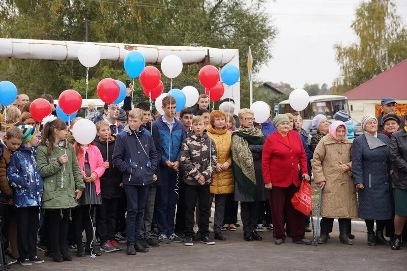 Погода село вяземский. Новое село Вяземский район ДК. Новое село Смоленская область Вяземский район. Деревня новое село Смоленская область Вяземский район. Село Туманово Вяземский район.