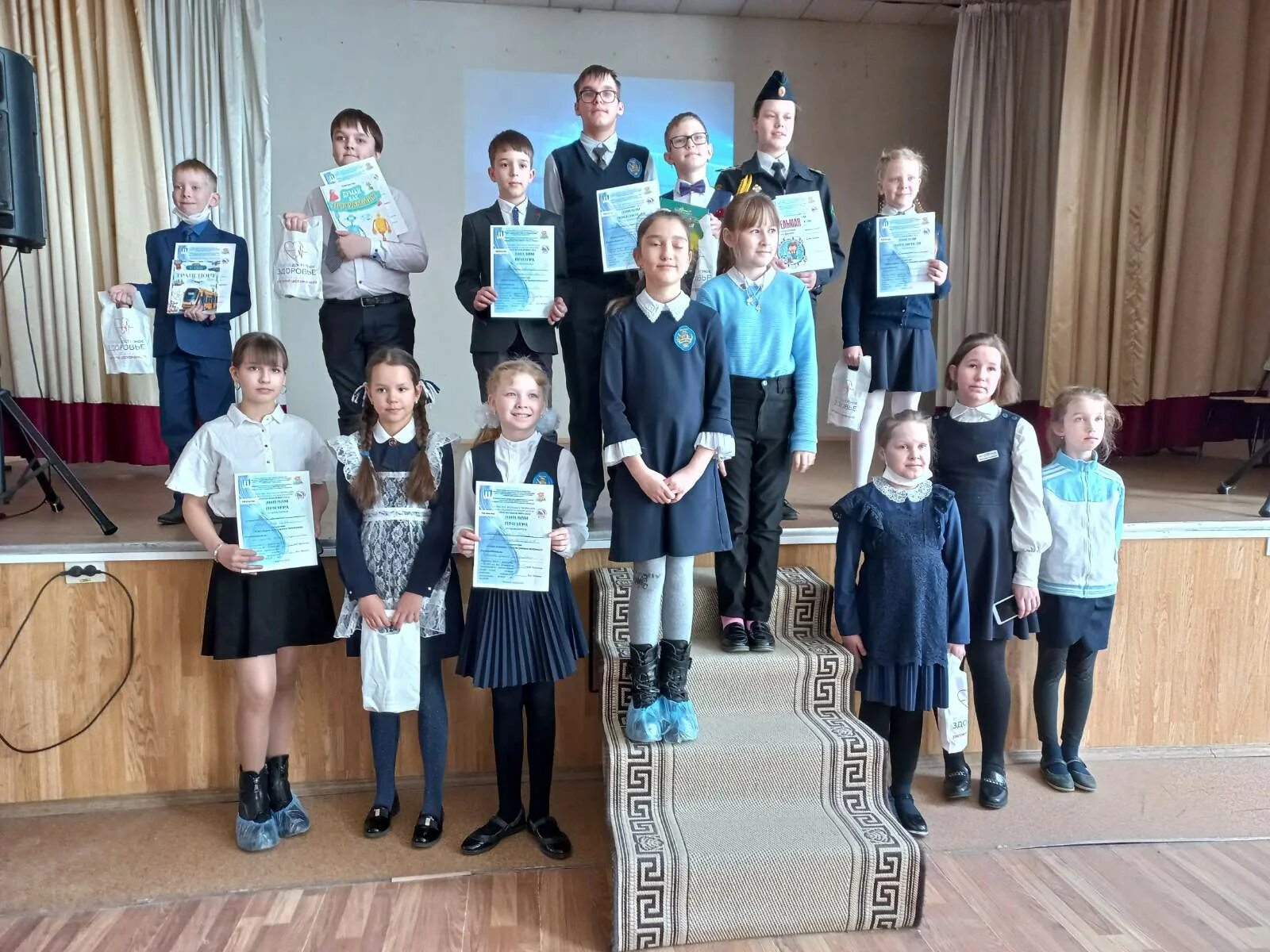 школа 11 иркутск директор. иркутска средняя общеобразовательная школа 2. мбоу сош 7 пушкино. школа 2 им вишнякова иркутск. школа 23 города иркутска.