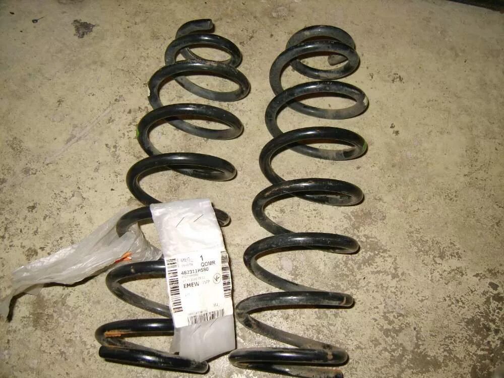 Пружины пежо 307 sw. Двойная пружина пежо 407. Пружины на короллу 120. Пружины тойота королла 120. Пружина тойота королла 120 кузов.