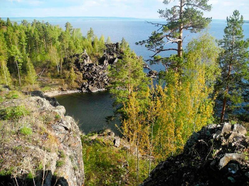 Скальник три сестры Усть-Илимск. Пять братьев скальник Усть Илимск. Усть-Илимск скалы. Усть Илимск природа.