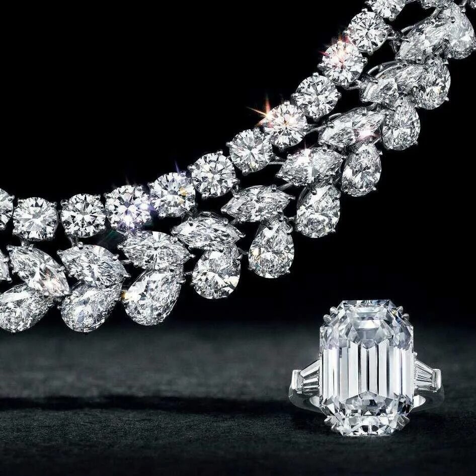 Jewels diamond. Бриллиантовое колье королевы виктории. Даймонд джевелери. Jewels diamond. Красивые кольца.