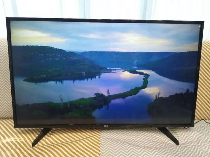 Телевизор lg 108 см. LG 108. Телевизор 108 см.