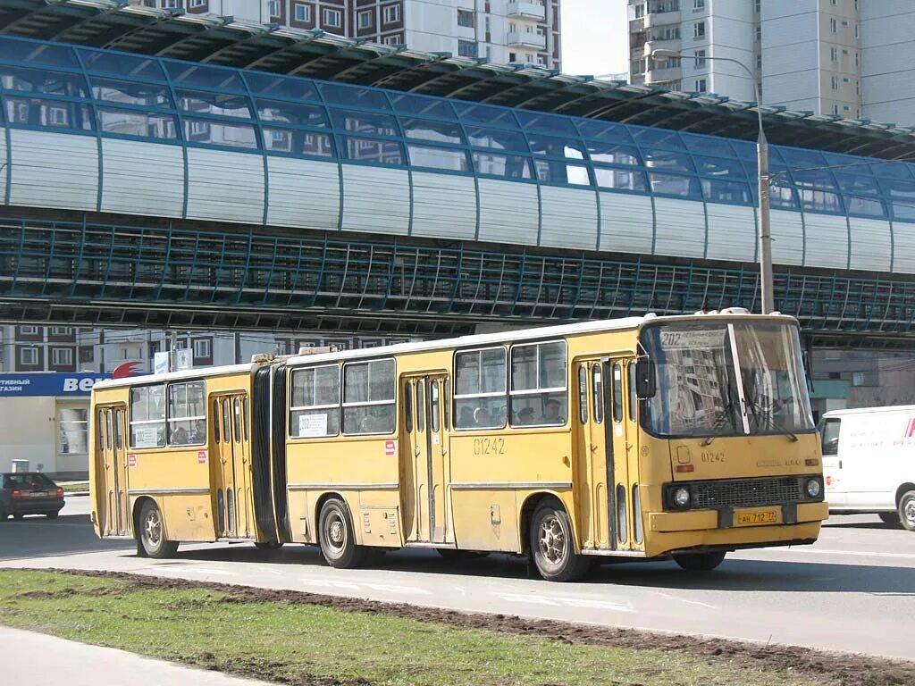Автобус икарус 280. Икарус 280. Икарус 280 Москва. Автобус Икарус 280 Москва.