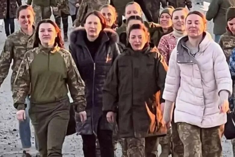 Плен украинских девушек. Женщины в плену на украине.