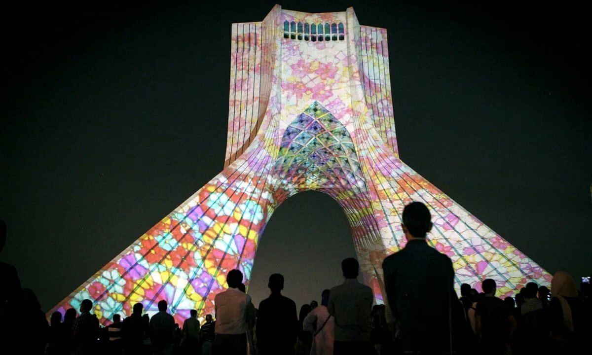 Башня Азади. Azadi Tower illustration. Light installation Europe. Арка фридом