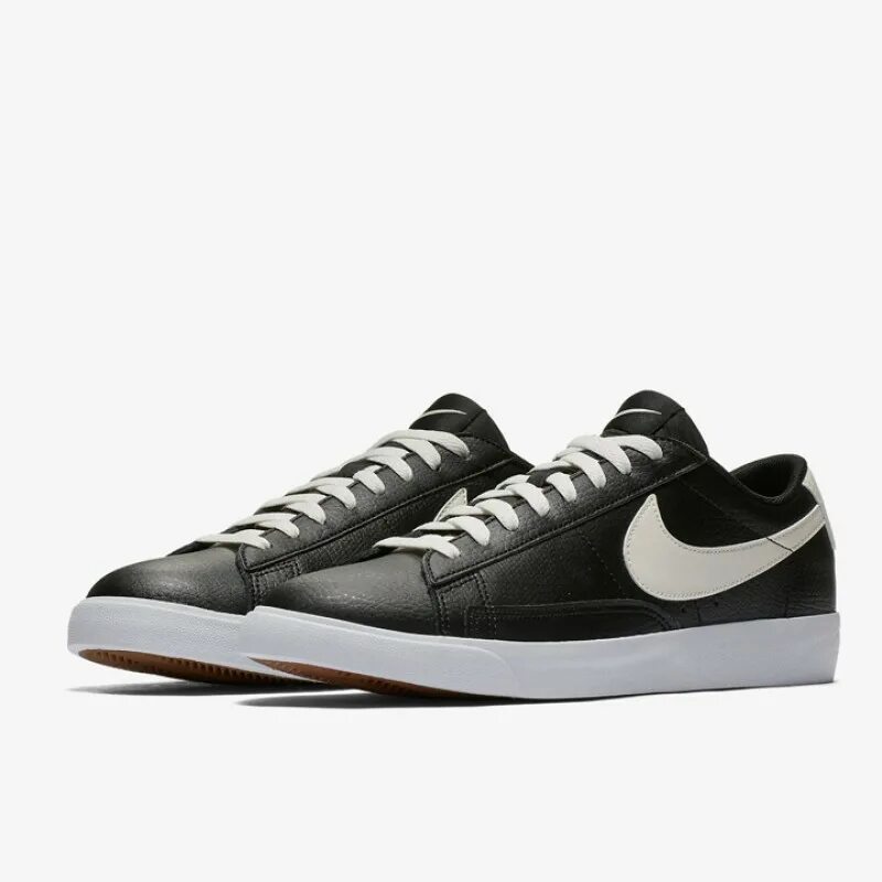 Низкие блейзеры найк. Nike Blazer Low 77 черные. Nike Blazer Low 77 Vintage. Nike Blazer Low Black. Nike Blazer Low 77 Black White.