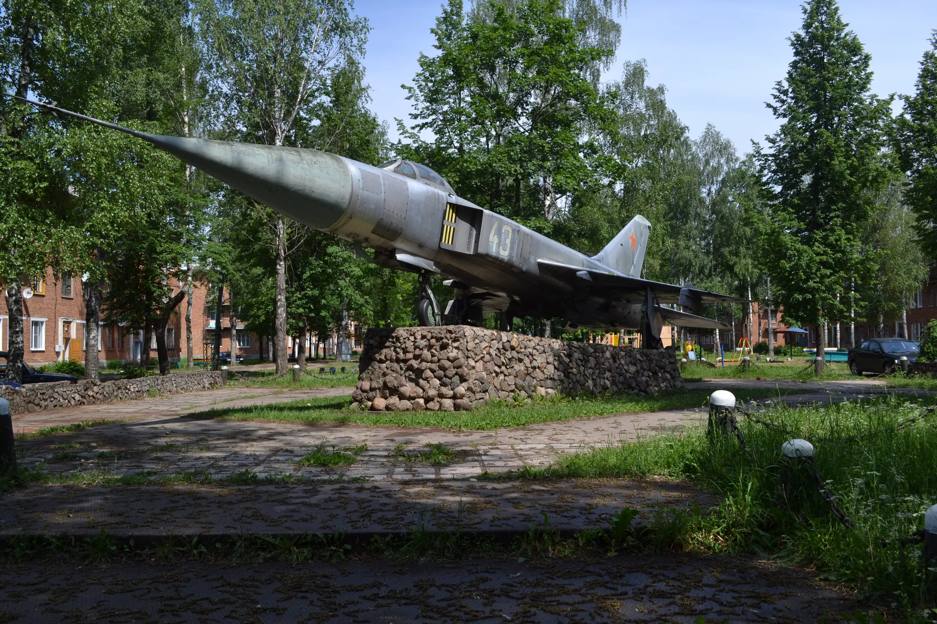 Андреаполь военный городок. Андреаполь город в Тверской области. Андреаполь памятник самолет. Андреаполь старый городок.