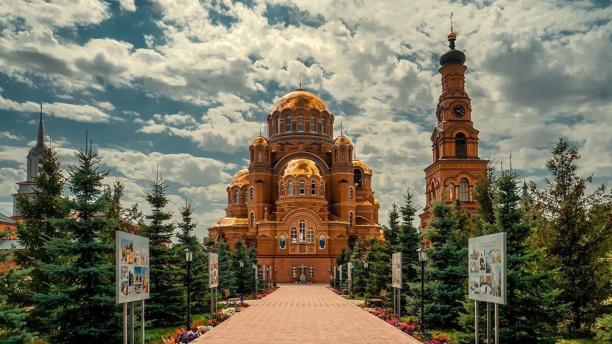 Оренбургская область поселок троицкое. Церковь в саракташе оренбургской. Оренбургская область поселок троицкое. Оренбургская область поселок троицкое. Оренбургская область поселок троицкое.